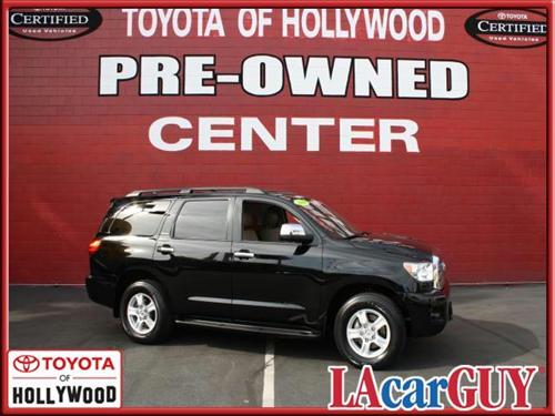 Toyota Sequoia 2010 photo 1