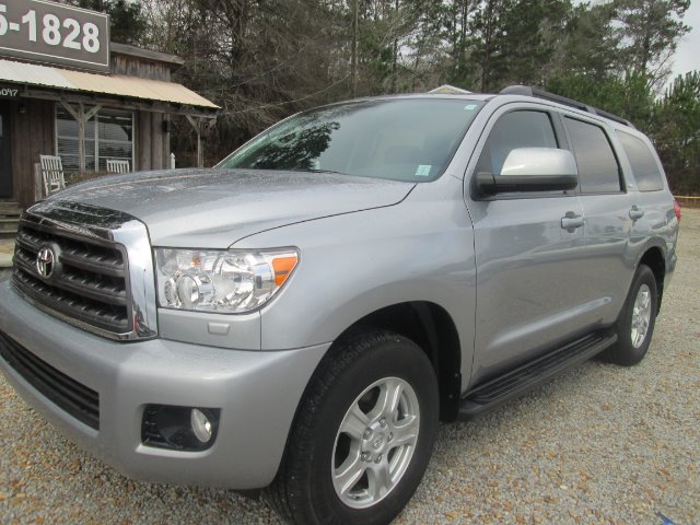 Toyota Sequoia 2011 photo 2