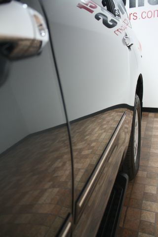 Toyota Sequoia 2011 photo 25