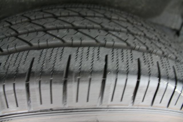 Toyota Sequoia 2011 photo 5