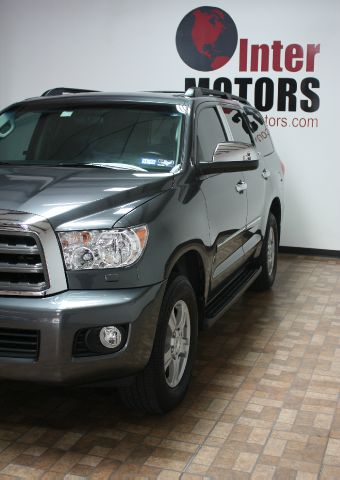 Toyota Sequoia 2011 photo 55