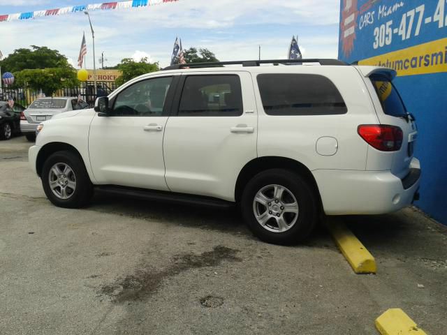 Toyota Sequoia Base (For Sale By Owner) SUV