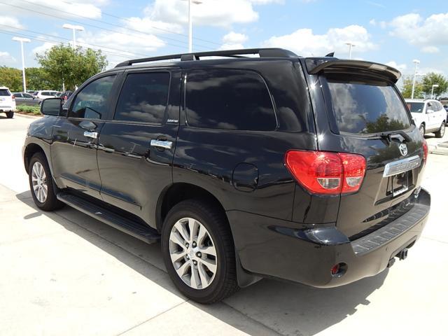 Toyota Sequoia 2013 photo 1