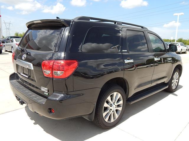 Toyota Sequoia 2013 photo 3