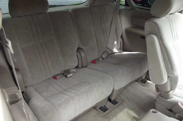 Toyota Sienna 1999 photo 3
