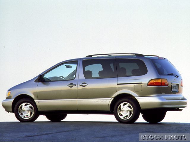 Toyota Sienna SEL Sport Utility 4D Unspecified