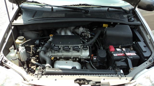 Toyota Sienna 1999 photo 3