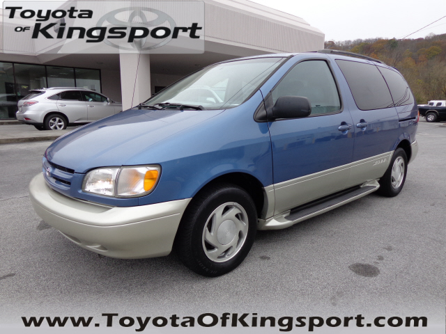 Toyota Sienna SEL Sport Utility 4D Unspecified