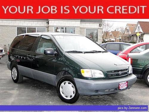 Toyota Sienna SEL Sport Utility 4D Other