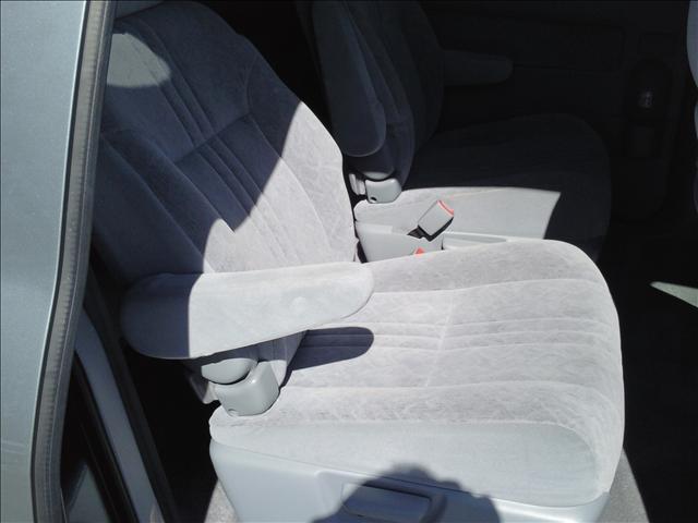 Toyota Sienna 2000 photo 5