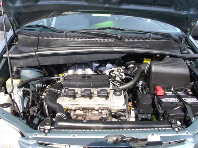 Toyota Sienna 2000 photo 3