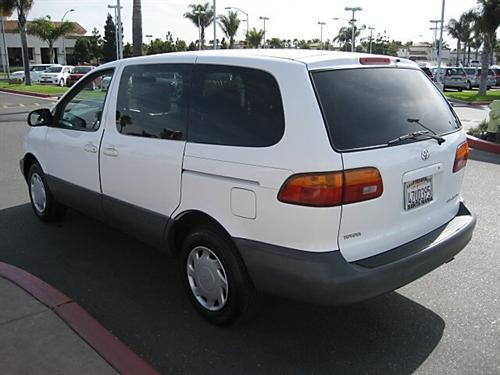 Toyota Sienna SEL Sport Utility 4D Other