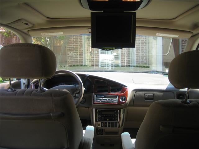Toyota Sienna 2001 photo 4