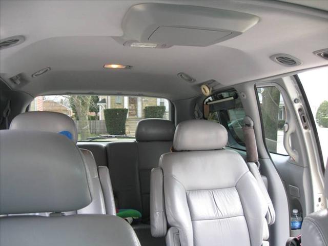 Toyota Sienna 2002 photo 5