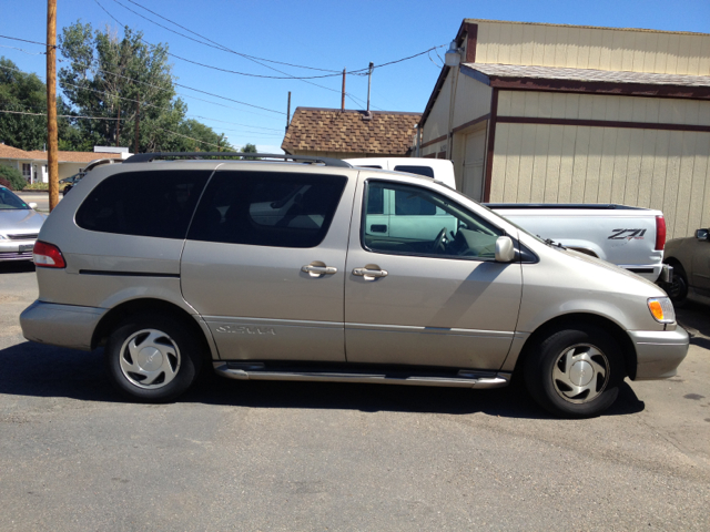 Toyota Sienna SEL Sport Utility 4D MiniVan