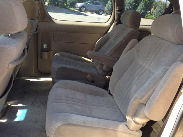 Toyota Sienna 2002 photo 1