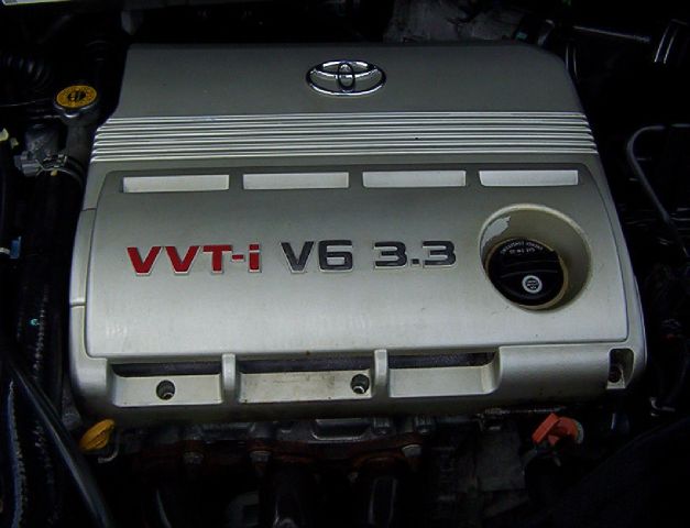 Toyota Sienna XLT 4.6L 4WD MiniVan