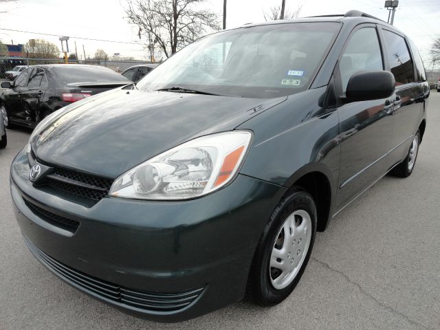 Toyota Sienna 2004 photo 13