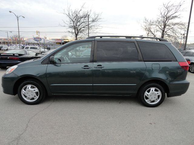 Toyota Sienna 2004 photo 14
