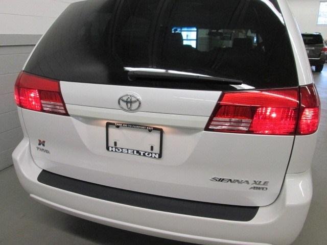 Toyota Sienna Eddie Bauer 4x4 Unspecified