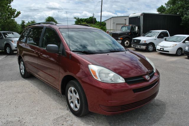 Toyota Sienna 2004 photo 15