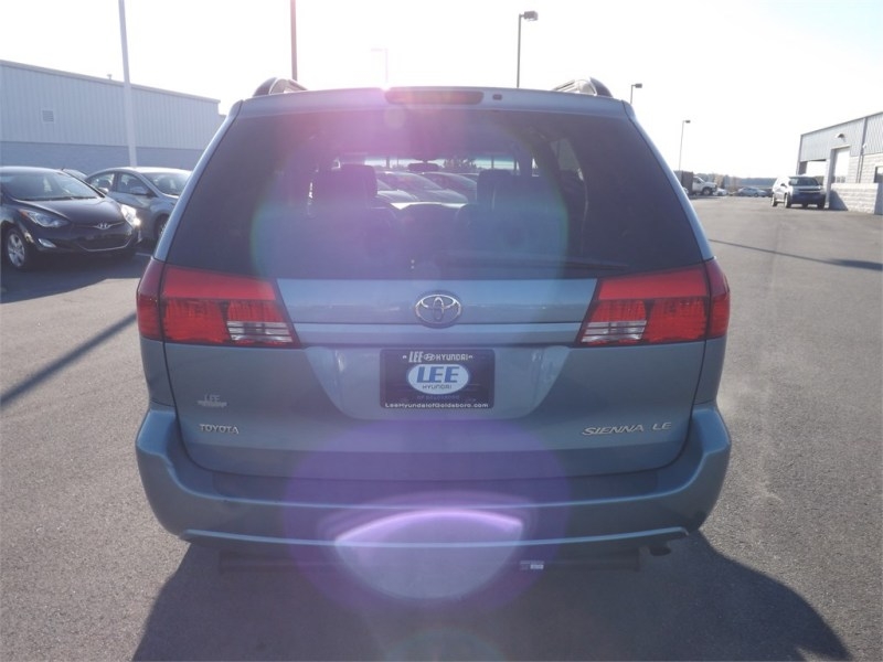 Toyota Sienna 5.4L Special Service Unspecified