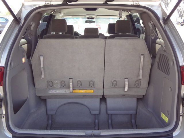 Toyota Sienna 2004 photo 1