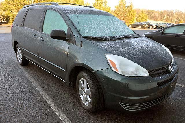 Toyota Sienna 2004 photo 1