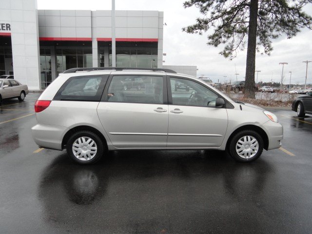 Toyota Sienna 5.4L Special Service Unspecified