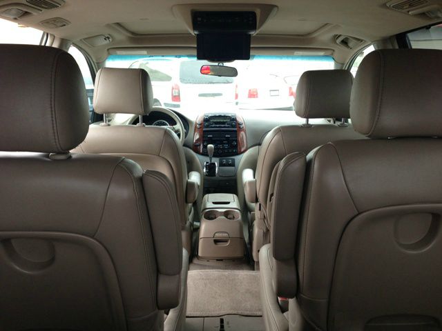 Toyota Sienna 2004 photo 3