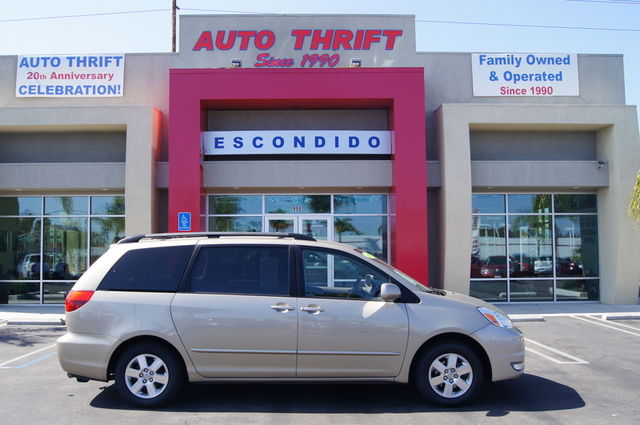 Toyota Sienna 2004 photo 5