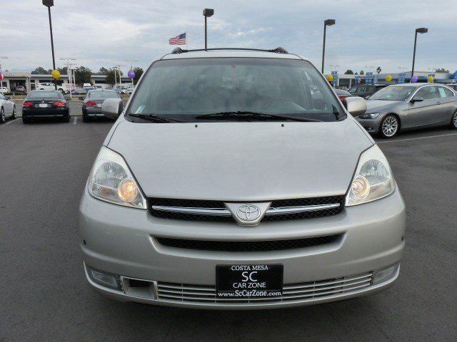 Toyota Sienna 2004 photo 5