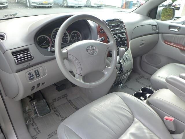 Toyota Sienna Eddie Bauer 4x4 Unspecified
