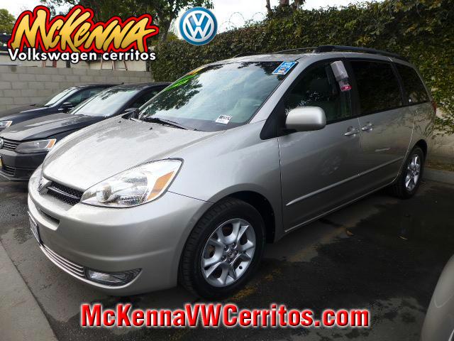 Toyota Sienna 2004 photo 5