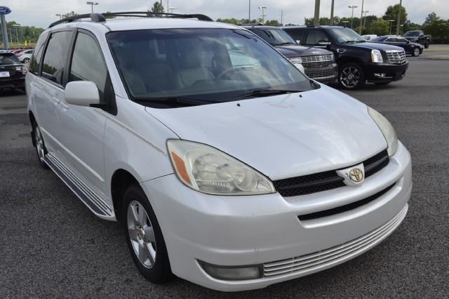 Toyota Sienna 2004 photo 4