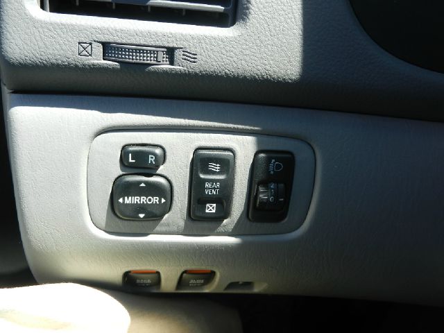 Toyota Sienna 2004 photo 15