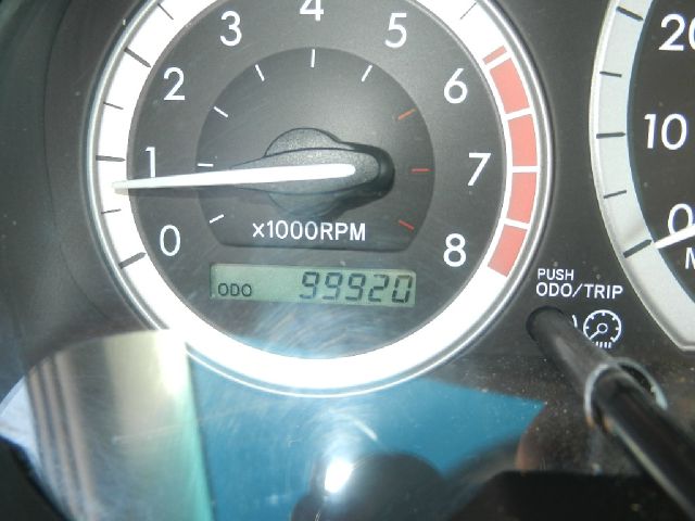 Toyota Sienna 2004 photo 17