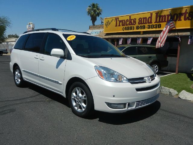 Toyota Sienna 2004 photo 26