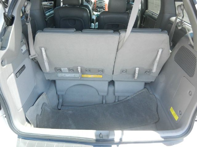 Toyota Sienna 2004 photo 8