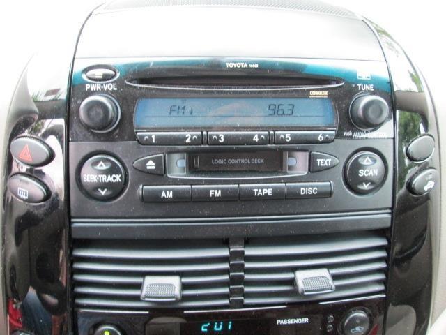 Toyota Sienna 2005 photo 9