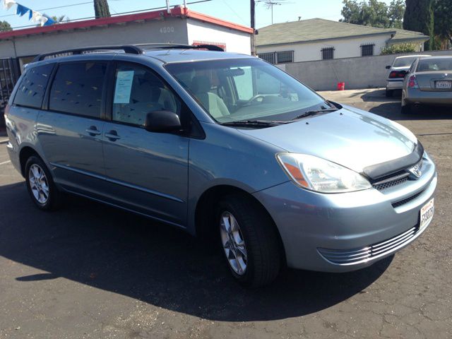 Toyota Sienna 4.6L XLT Sport MiniVan