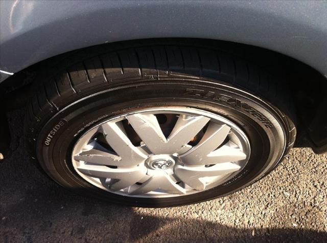 Toyota Sienna SLE 4.2 MiniVan