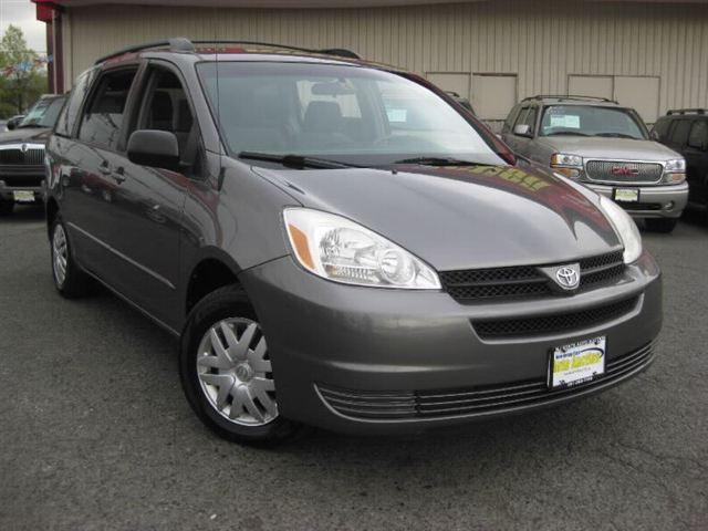 Toyota Sienna 2005 photo 3