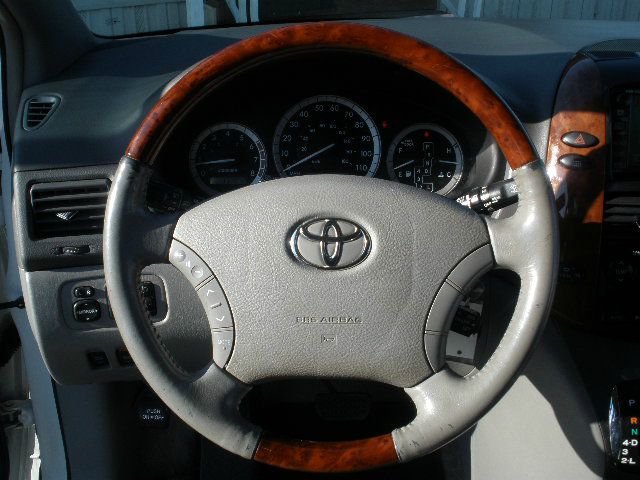 Toyota Sienna 2005 photo 12