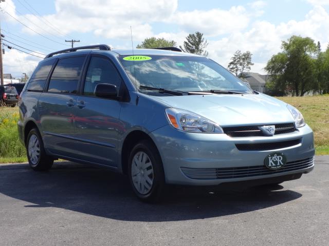 Toyota Sienna 2005 photo 4