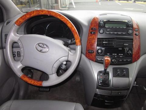 Toyota Sienna 2006 photo 1