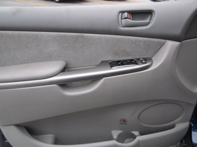 Toyota Sienna 2006 photo 3