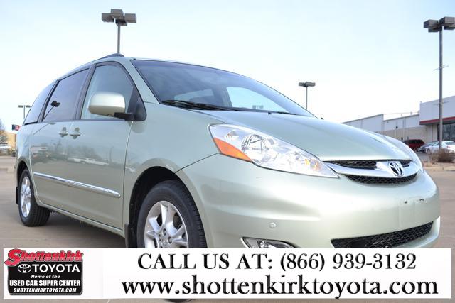 Toyota Sienna Eddie Bauer 4x4 Unspecified