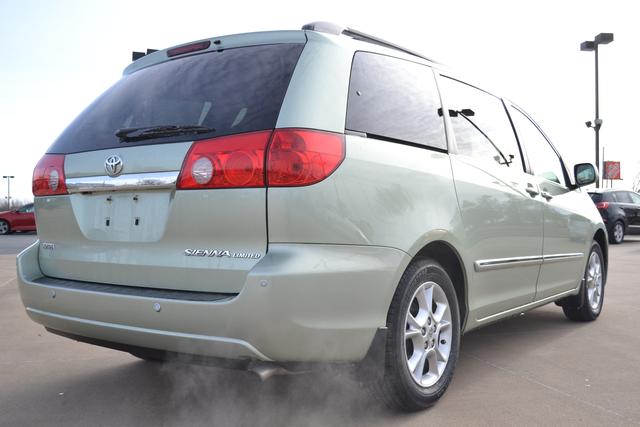 Toyota Sienna 2006 photo 5