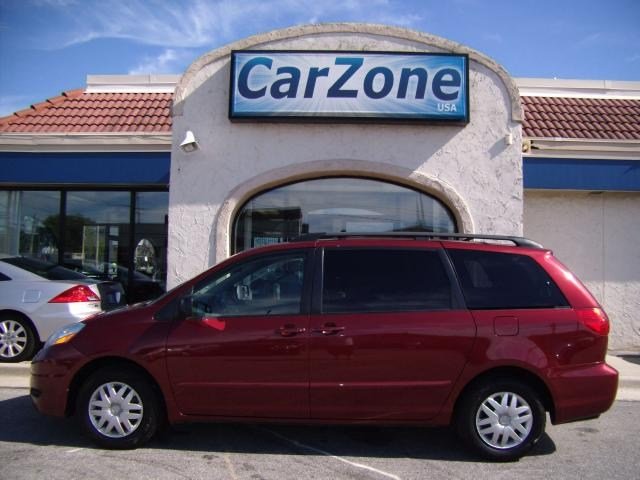 Toyota Sienna 2006 photo 2